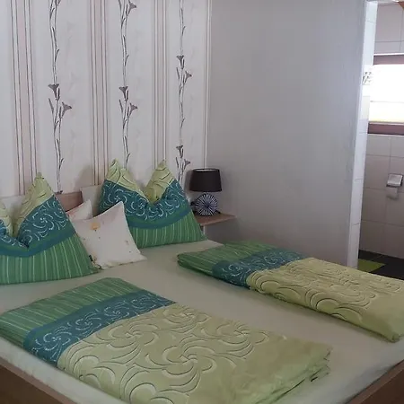 Haus Hildegard Гостевой дом Нойштифт-им-Штубайталь
