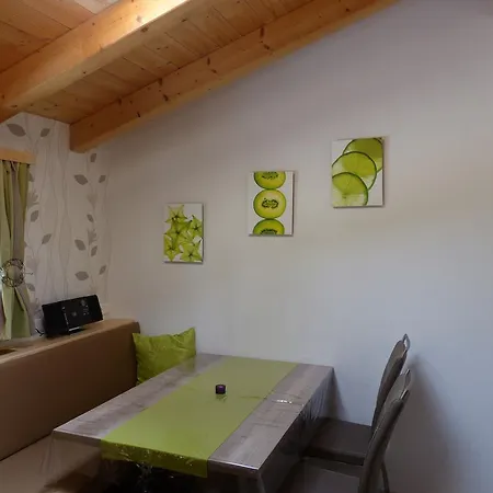 Haus Hildegard Нойштифт-им-Штубайталь